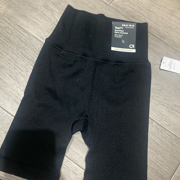 GapFit Seamless Bike Shorts - Picture 1 of 1